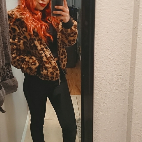 Sweater - Picture 2 of 2